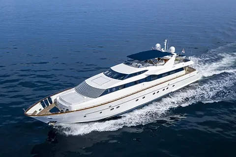 Eagle — 106ft Falcon Charter Phuket to Koh Nok