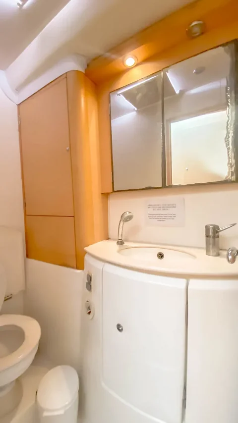  Racha Yai & Coral Island (9h) | Blue Swing