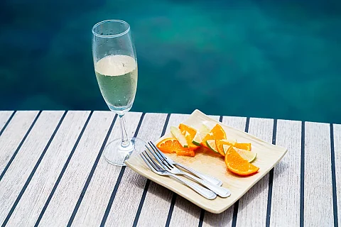  Overnight 3 days /  2 nights | Laura