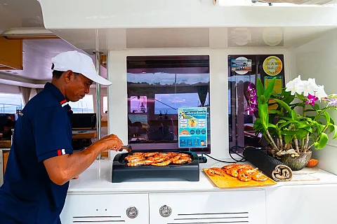  Overnight 3 days /  2 nights | Laura