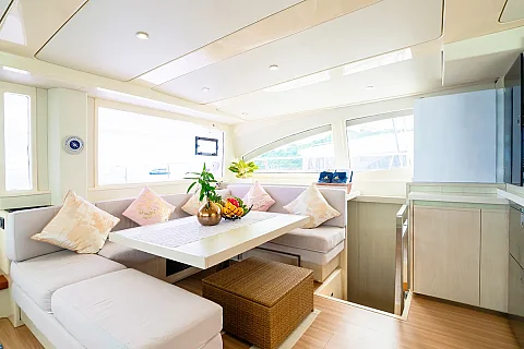  Overnight 3 days /  2 nights | Laura