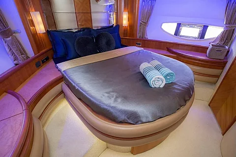  Khai & Naka Islands (8h) | Revolution