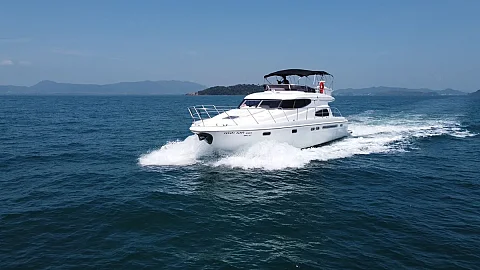  Selina | 51ft Sealine | Charter Yacht in Phuket