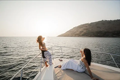  Khai & Naka Island (8hrs) | Breeze