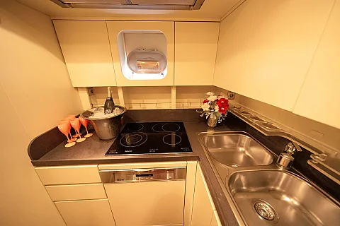  Jockey | 75ft Arno Leopard | Phuket