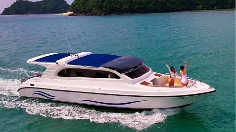 Smiley — 38ft Custom Build Charter Phuket to Koh Nok