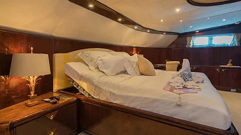  Piano | 112ft Heesen | Phuket