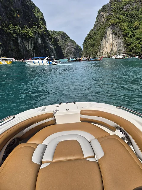  Clyde | 26ft Crownline | Charter Yacht in Phuket
