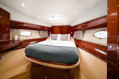  Khai & Naka Islands (4 hrs) | Bonnie