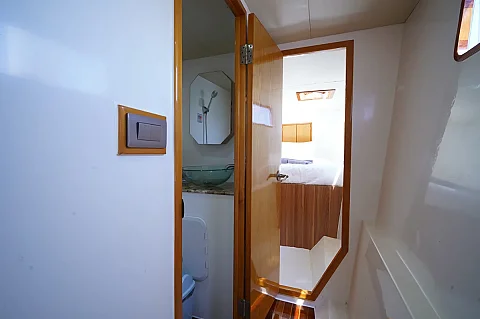  Phang Nga & Phi Phi Islands (2 days / 1 night) | Bonobo