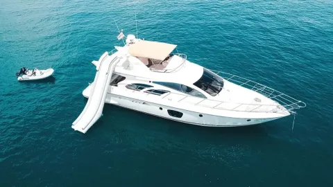 Gao — 55ft Azimut Charter Phuket to Koh Pa Nak (Panak Island)