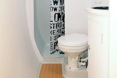  Hot Billy | 39ft Stealth - Asia Catamarans | Charter Yacht in Phuket