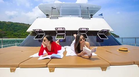  Koh Racha Yai & Coral Island (8h) | Power Buddy