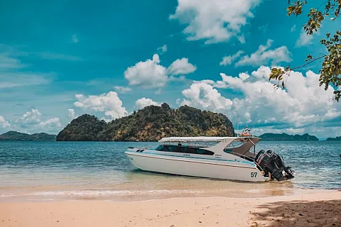  Phi Phi Island (8h) | Jules