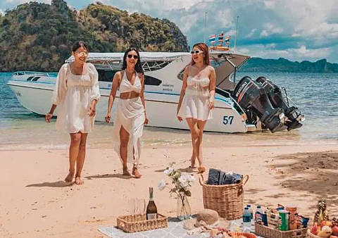  Phi Phi Island (8h) | Jules