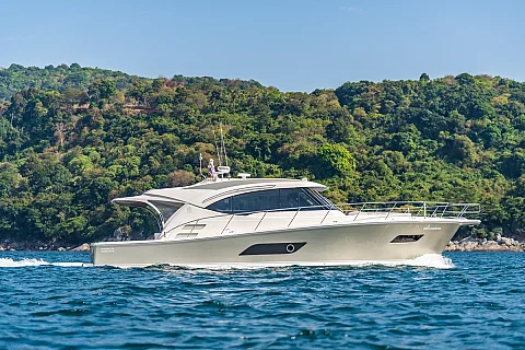  Provence | 58ft Riviera | Charter Yacht in Phuket