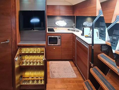  Paris | 42ft Princess Yacht | Phuket
