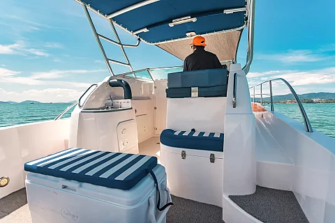  Silver Arrow | 33ft Gulf Craft Dubai | Charter Yacht in Phuket