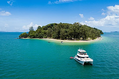  Sunshine | 44ft Aquila | Charter Yacht in Phuket