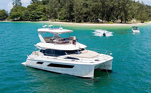 Sunshine — 44ft Aquila Charter Phuket to Koh Nok