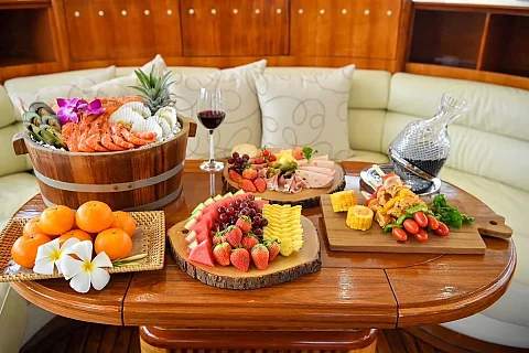  Mona Lisa | 54ft Azimut | Charter Yacht in Phuket