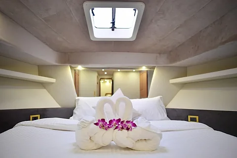  Mona Lisa | 54ft Azimut | Charter Yacht in Phuket