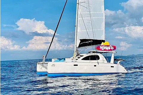  Tennessee | 40ft Leopard | Charter Yacht in Phuket