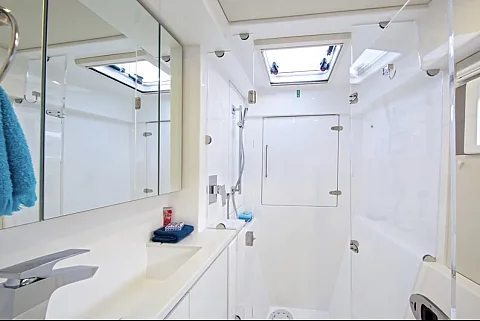  Phi Phi Islands (2 days / 1 night) | Krabi Explorer