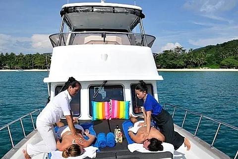  Espresso | 44ft Explorer | Charter Yacht in Phuket