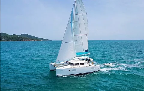  Emerald | 40ft Lagoon | Charter Yacht in Koh Samui