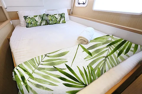  Emerald | 40ft Lagoon | Charter Yacht in Koh Samui