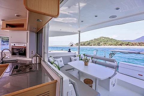  Emerald | 40ft Lagoon | Charter Yacht in Koh Samui